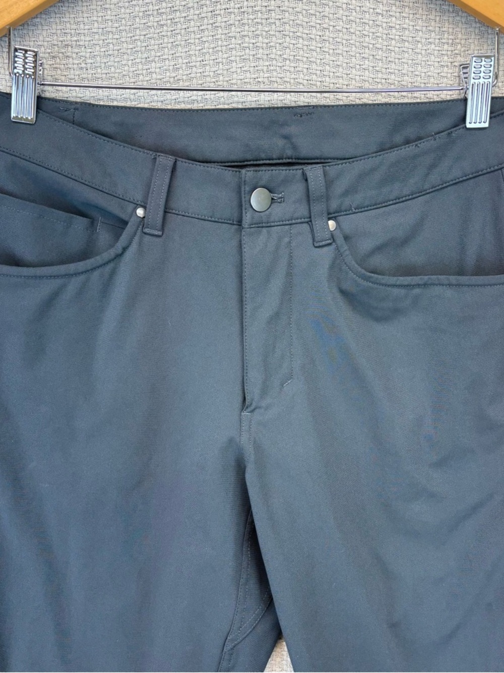 Lululemon Mens ABC Pant Classic Fit 5-Pocket Men Sz 30 Charcoal Gray EUC - Picture 2 of 10